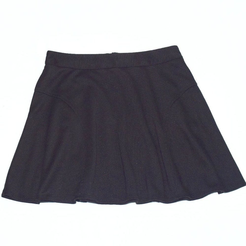 Ally B Black Skirt with Pockets and Back Zipper - Size Large (14)